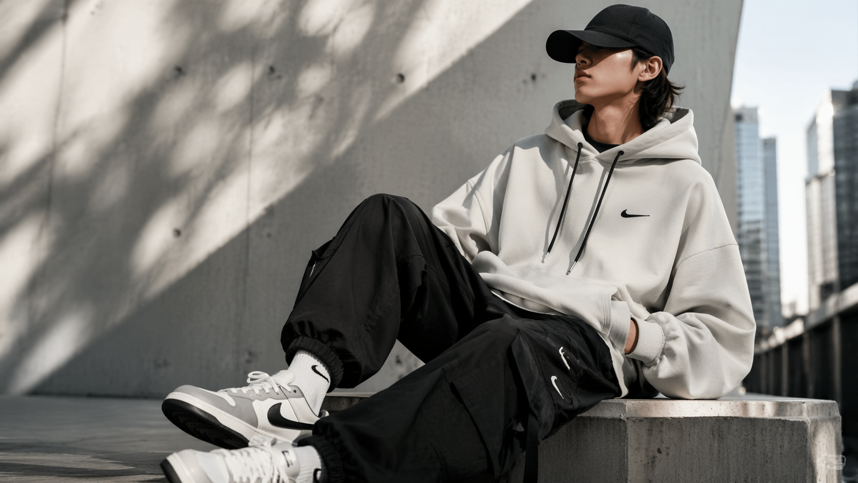 Streetwear Oversized ala Nike 2026 Makin Digemari, Look Santai Tapi Stylish